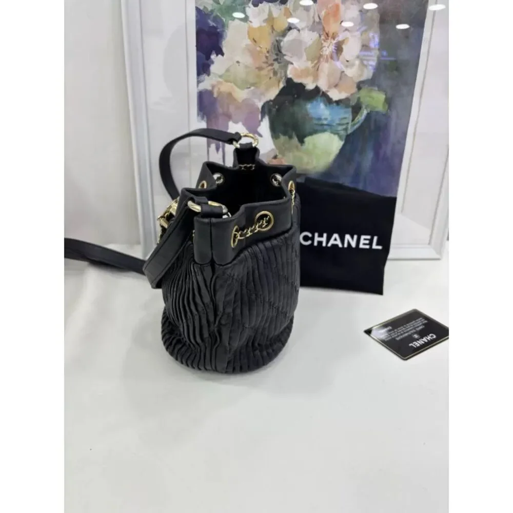 CHANEL brand color